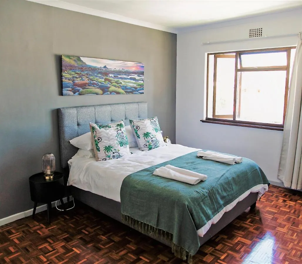 Camborne Holiday Apartments Cape Town