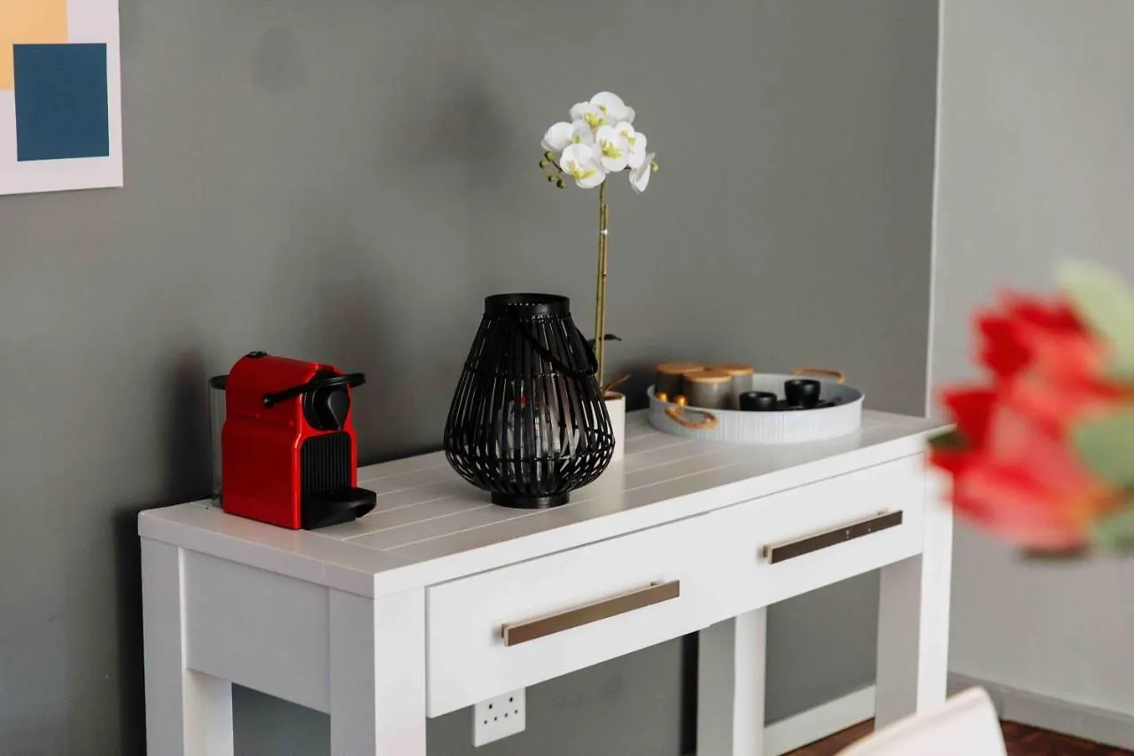 Camborne Holiday Apartments Cape Town
